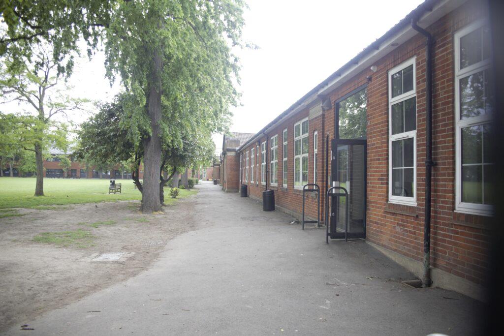 Barking Abbey School (31)